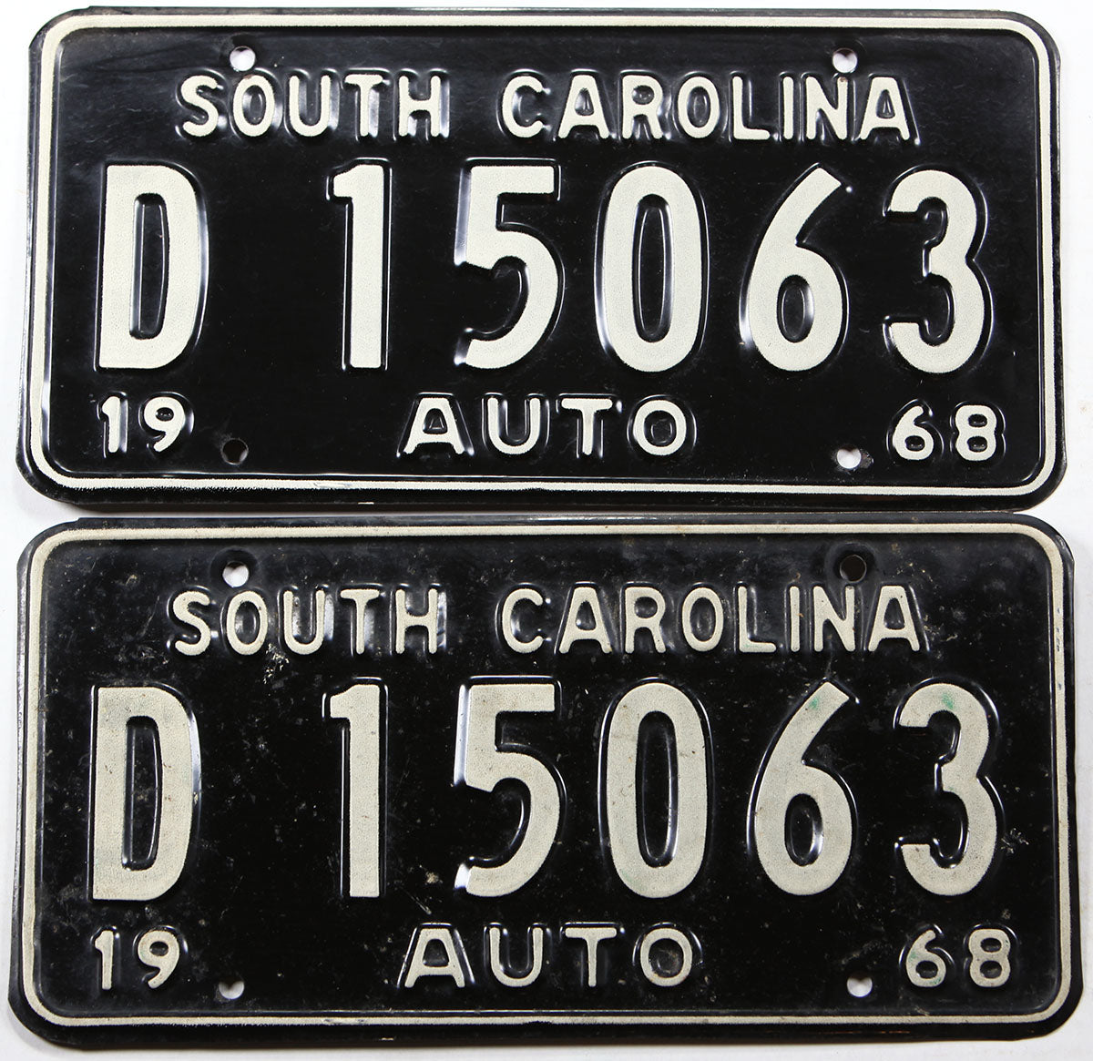 a pair of 1968 South Carolina car license plates grading very good