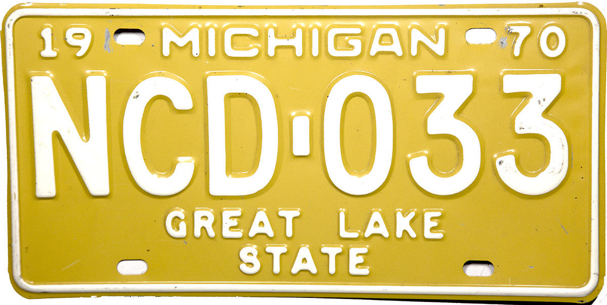 1970 Michigan Single License Plate in New Old Stock excellent minus condition