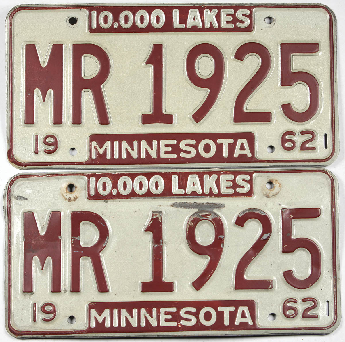 Classic pair 1962 Minnesota car license plates averaging grade of very good