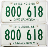 1965 Illinois car license plates in very good condition