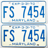 pair classic 1970 Maryland car license plates in excellent condition
