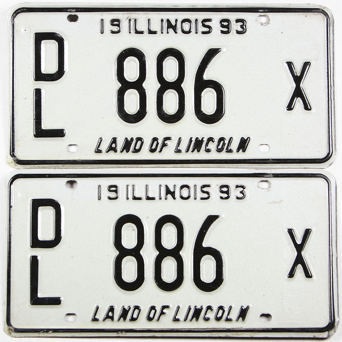 Classic 1993 Illinois dealer license plates grading excellent minus