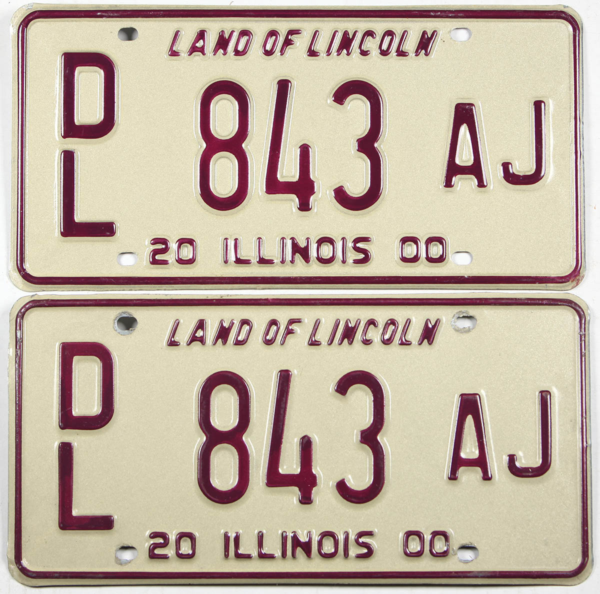 Classic 2000 Illinois dealer license plates grading excellent minus