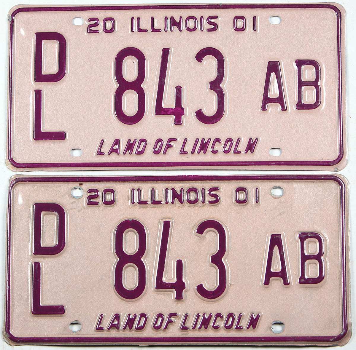 Classic 2001 Illinois dealer license plates grading excellent minus