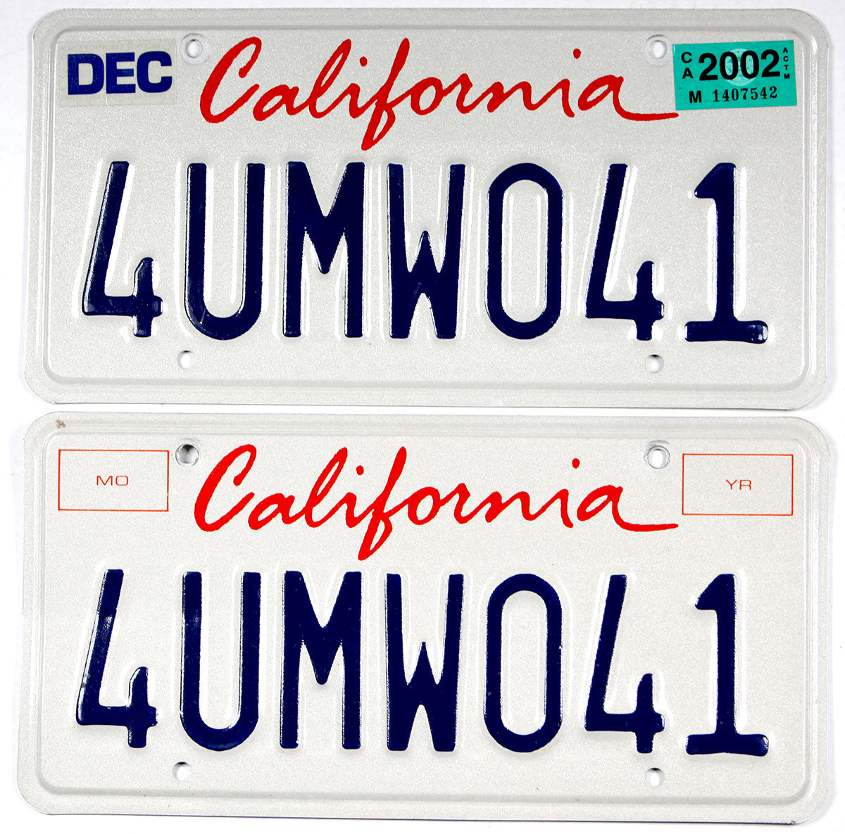 Classic pair 2002 California car license plates grading excellent minus