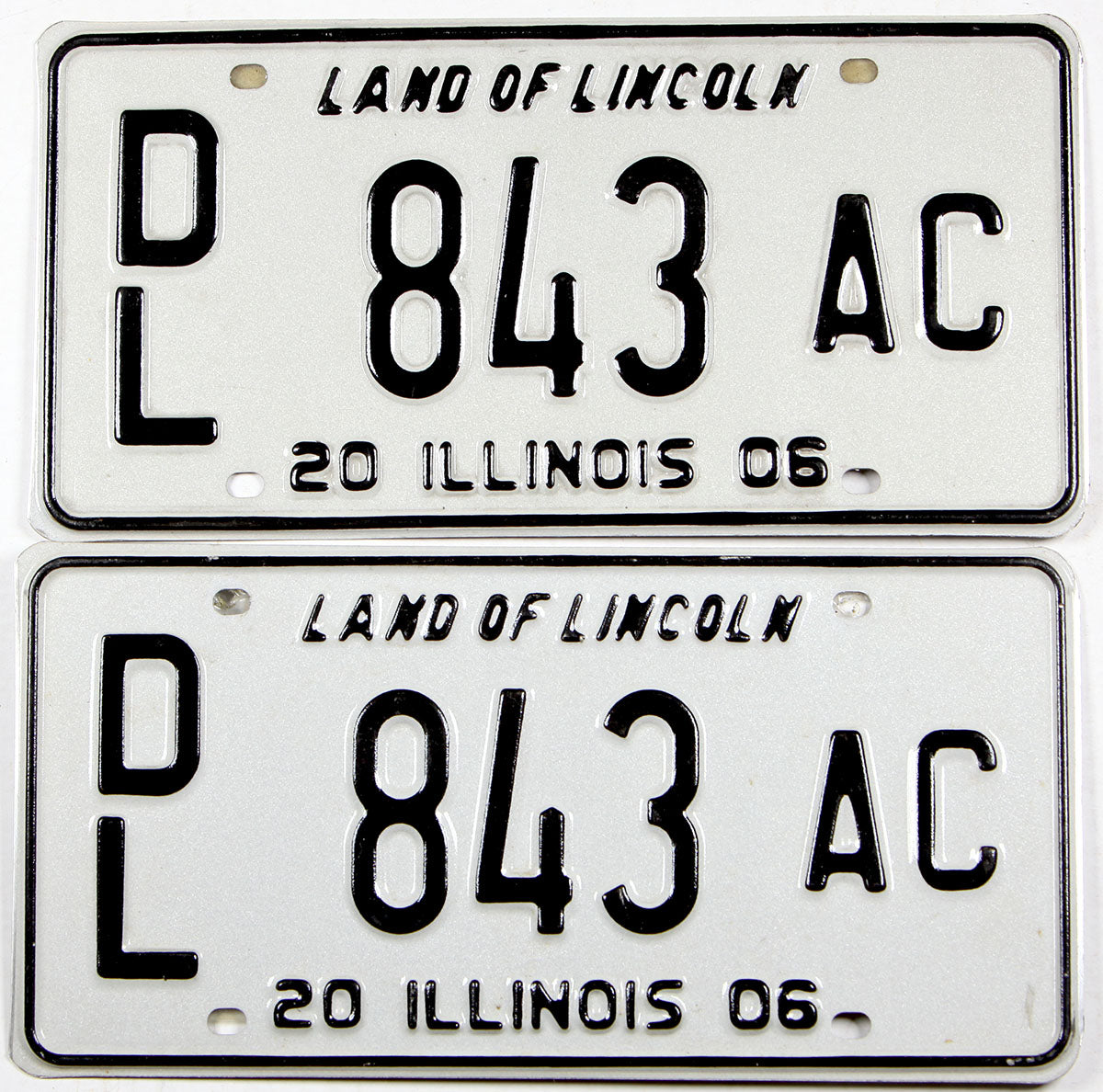 Classic 2006 Illinois dealer license plates grading excellent minus
