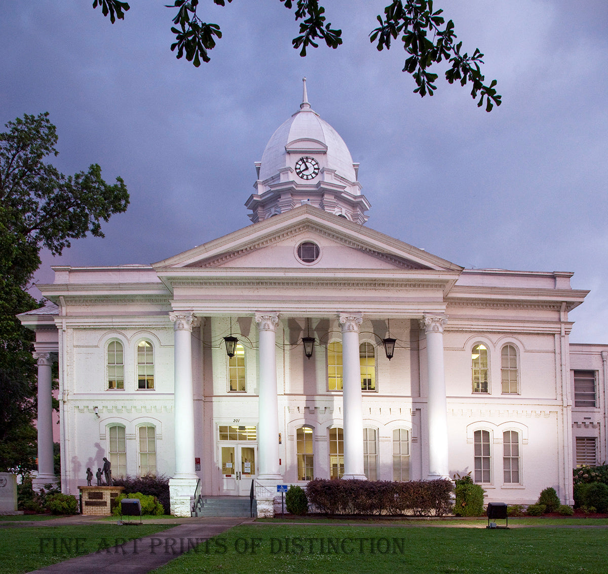 Colbert County Courthouse in Tuscumbia Alabama Art Print