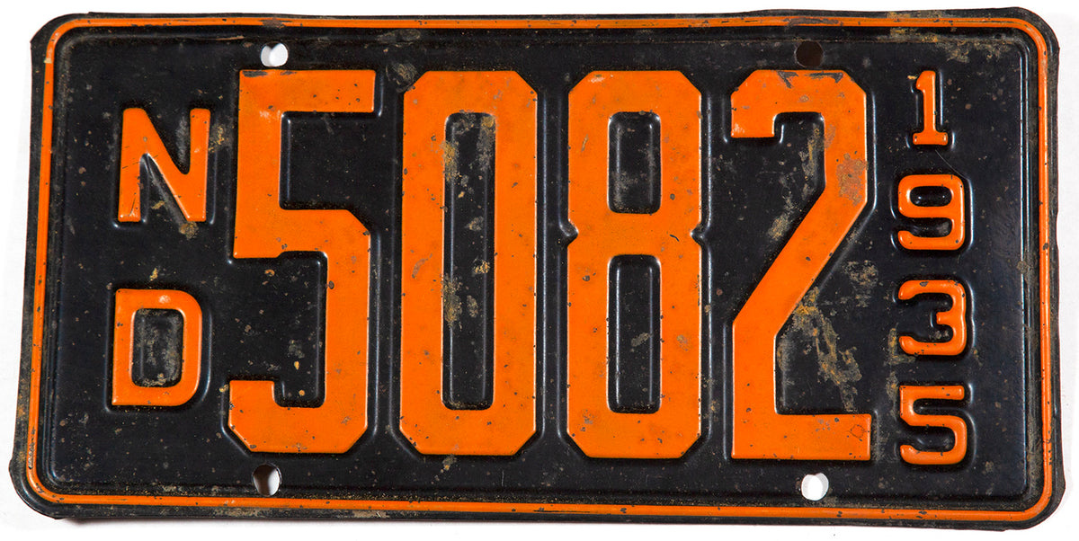 1935 North Dakota car license plate in very good condition with original wrapper