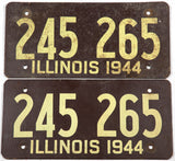 1944 Illinois fiberboard car license plates
