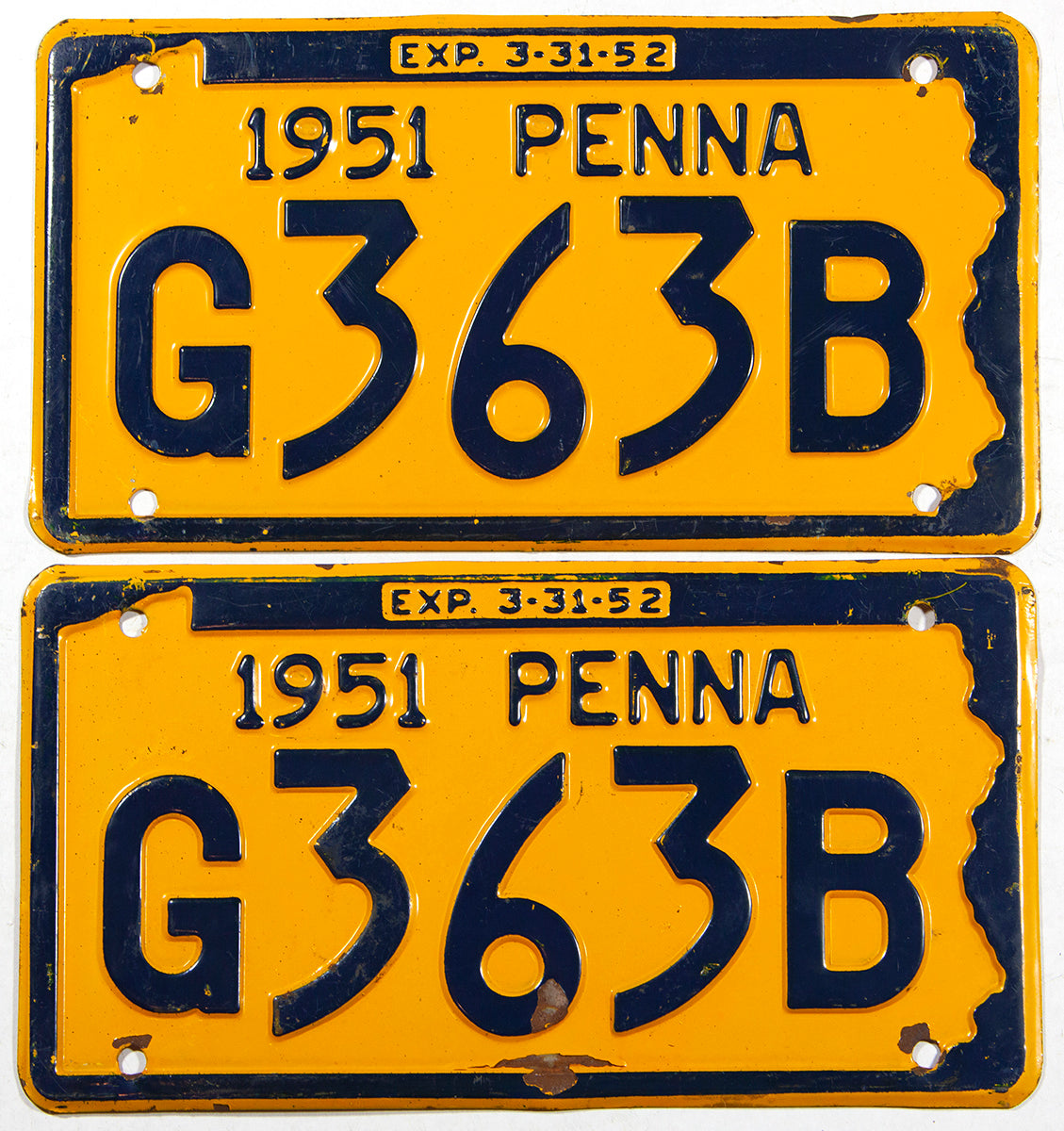 1951 Pennsylvania car license plates in very good plus condition