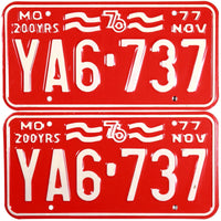 A pair of 1976 Missouri bicentennial car license plates grading excellent plus