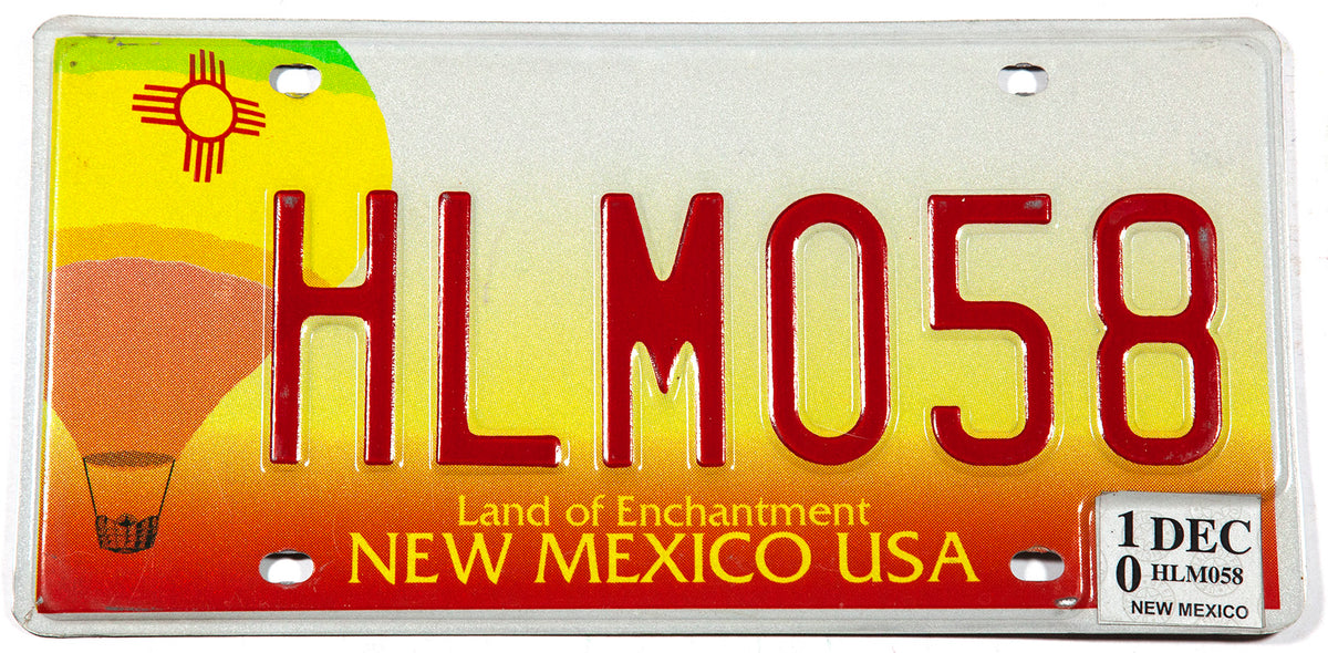 2010 New Mexico balloon base license plate in excellent minus condition
