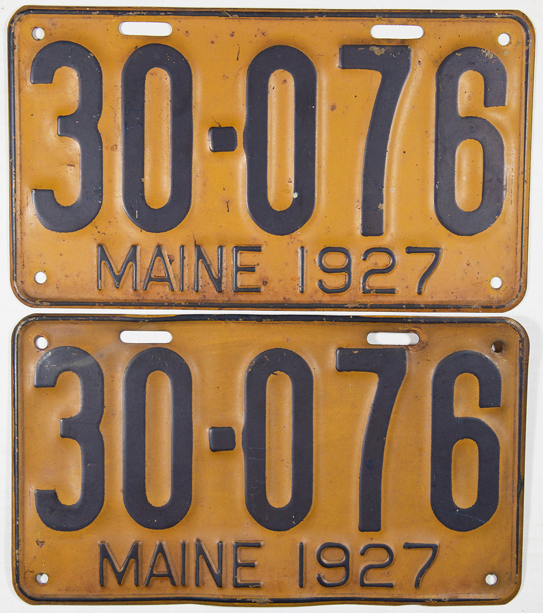 An antique pair of 1927 Maine passenger car license plates