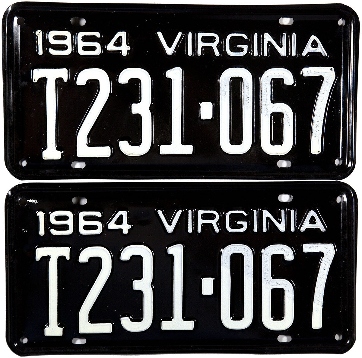 1964 Virginia Truck License Plates in Excellent condition